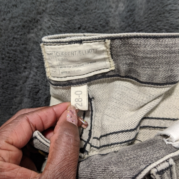 Current/Elliott - Back Zipper Grey Skinny Jeans - Picture 5 of 5